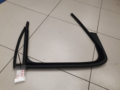 51359800614 Уплотнитель стекла двери задний правый Mini Countryman R60 2010-2016