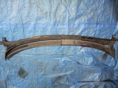 D350507R0B решетка под лобовое стекло MAZDA DEMIO DY5W , D350507S1C