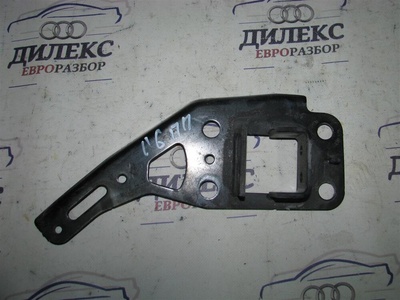 4F0805500B кронштейн усилителя переднего бампера Audi A6 (C6 4F) 2004-2011 2010