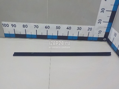 82230N7000 Уплотнитель (внутри) Hyundai-Kia Tucson 2021