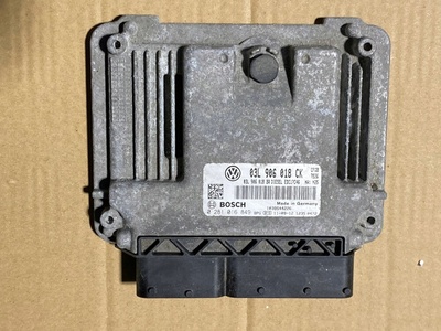 03L906018CK блок управления skoda superb ii