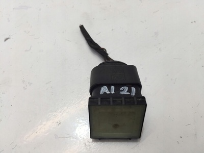 3C0927810D audi a1 82a 2021 датчик холла сцепление