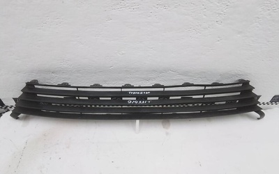 5311202690 Решетка переднего бампера Toyota Corolla E160 Restail