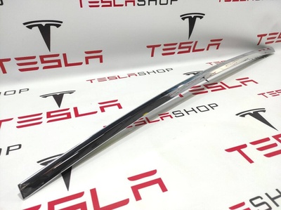 103224900J Молдинг (накладка кузовная) Tesla Model X 2019 1032249-00-J