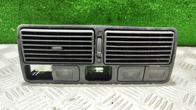 1J0819728F Дефлектор обдува салона Volkswagen Golf 4 2000
