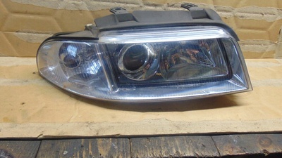 8D0941030AN audi a4 b5 fl рестайлинг ксенон фара правый