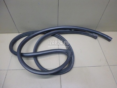623120F010B0 Уплотнитель (внутри) Toyota CorollaVerso (2004 - 2009)