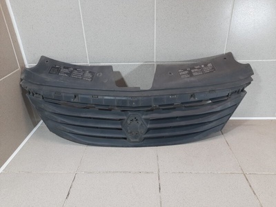 8200752748 Решетка радиатора Renault Logan 1