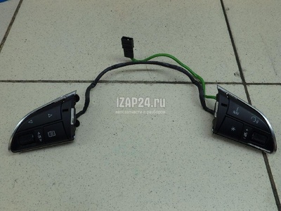 8U0951523EXHA Кнопка многофункциональная VAG Q3 (8U) (2012 - 2018)
