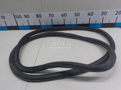 5E0867365G Уплотнитель двери VAG Octavia (A7) (2013 - 2020)