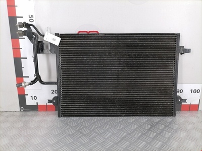 3D0260401H Радиатор кондиционера Volkswagen Passat 5 (1996-2000) 1999 ,8D0260403H