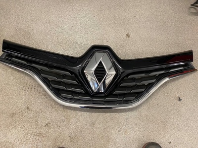 623109707R renault captur i рестайлинг - решетка бампера передняя
