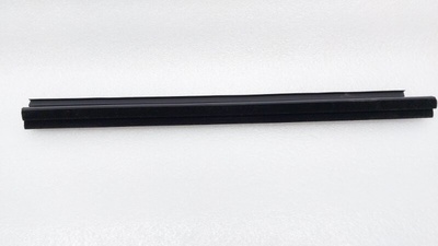 6817433101 Уплотнитель стекла двери Toyota Camry 70 2021 , 68174-33100