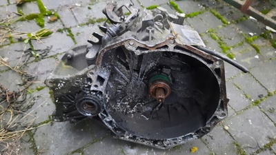 Кпп f23 5495775 opel zafira а 2.0 d
