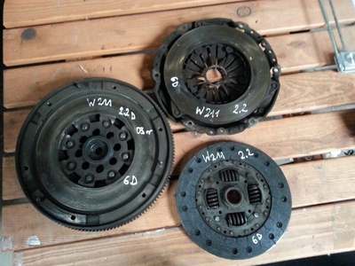 A0002527405 мерседес w211 2.2cdi муфта датчик диск набор