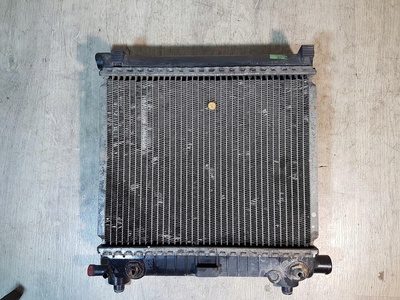 2015003703 радиатор двигателя мерседес w124 2.3 8v
