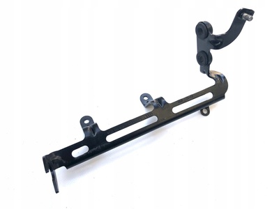 8T0133171A крепление фильтра воздушный audi rs4 rs5