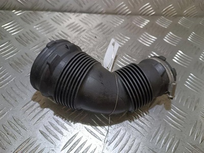 8E0129615K Патрубок впускного коллектора Audi A4 B7 2004-2008 2005