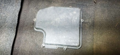 8D1907613A Крышка блока предохранителей Audi A6 C5 (S6,RS6) 2001