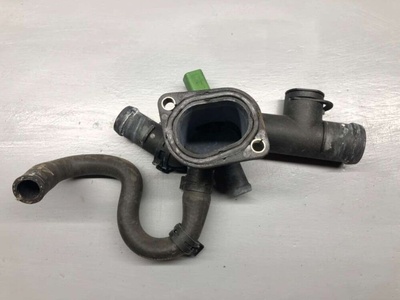 06A121133H Фланец (тройник) системы охлаждения Seat Leon 1 1999