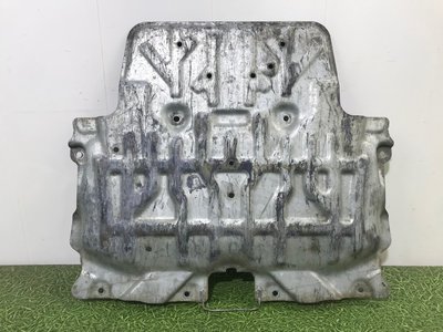 A2055240001 защита двигателя Mercedes-Benz C-Class W205 2014-2020 , 2055240001, A2135203400