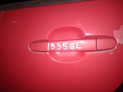 6921112220D0 ручка двери TOYOTA COROLLA RUNX NZE121 69211-12220-D0
