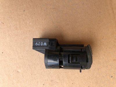3524841 volvo c30 c70 s40 v50 датчик температуры