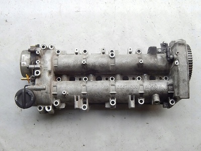 55574600OE opel astra j 2.0 cdti a20dth крышка клапонов распредвалы