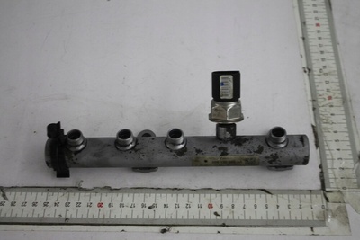 059130089AA LISTWA WTRYSKOWA AUDI A6 C6 2.7 TDI