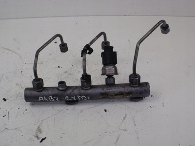 059130089AA LISTWA WTRYSKOWA A4 B7 2.7 TDI