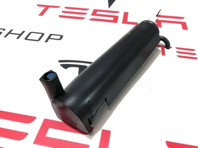 104758000D Прочая запчасть Tesla Model X 2019 1047580-00-D,1035371-00-D