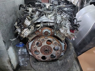 1900051100 Двигатель Toyota Land Cruiser 200 1VD-FTV 4.5