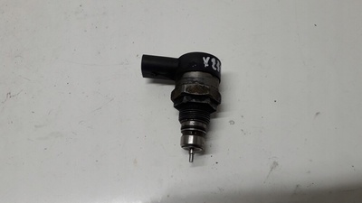 Мерседес cdi датчик давления топлива a6110780449
