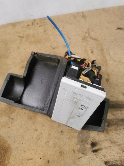 8L0862257B насос центрального замка audi a3 a4 b5