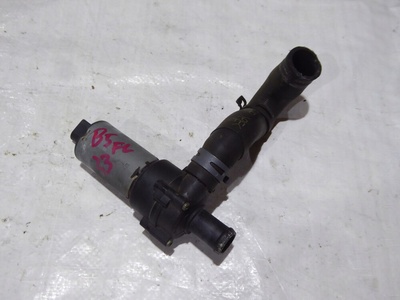 1J0965561A насос циркуляции радиатора volkswagen passat b5 2.3 v5