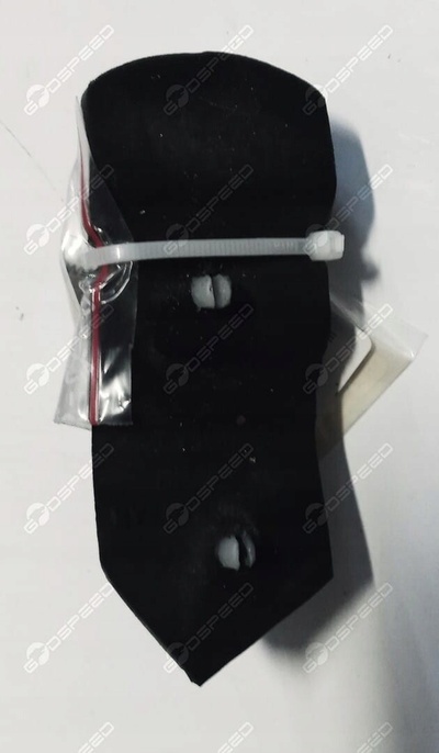 C2D15703 уплотнитель при маске правый ягуар xj351 x351