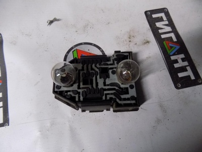 333945257 Плата заднего фонаря VW Passat [B3] 1988-1993