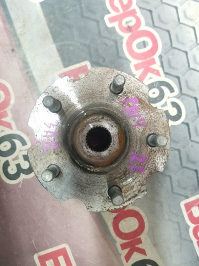 424100R010 ступица Toyota RAV4 2012