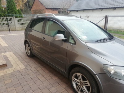 Samochod volkswagen гольф плюс cros