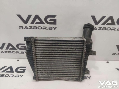 7L0145803A Интеркулер Volkswagen Touareg 1 2005