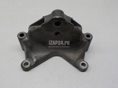 7L6399649D Кронштейн КПП VAG Cayenne (2003 - 2010)