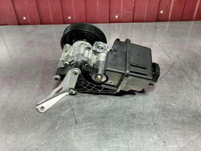 A0064661501 Насос гидроусилителя руля Mercedes C-class W204 2012 , 7693900509