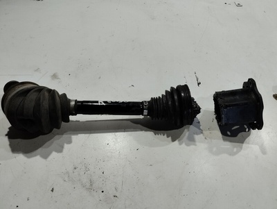 8W0407271E Бачок Audi A4 B9 (2015-) 2021