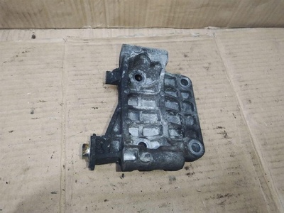 059903143K Кронштейн генератора Audi A8 D3_(Restyling_1) 2007