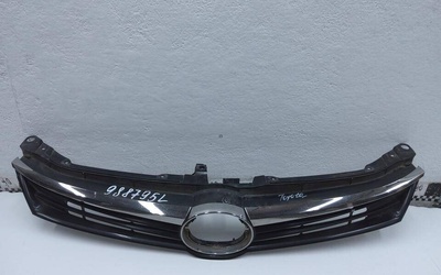 5310133510 Решетка радиатора Toyota Camry V55