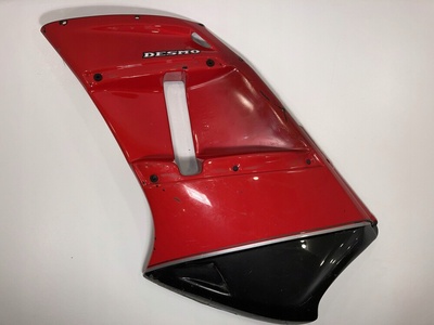 Ducati paso 750 906 748 ss обтекатель боковое боковина левая