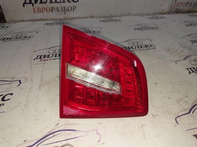 4F5945093E фонарь внутренний Audi A6 (C6 4F) 2004-2011 2010