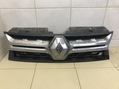 623103564R Решетка радиатора RENAULT Duster 2012>