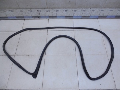 6787212530 Уплотнитель двери TOYOTA Corolla E15 2006-2013
