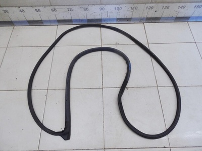 6787212530 Уплотнитель двери TOYOTA Corolla E15 2006-2013